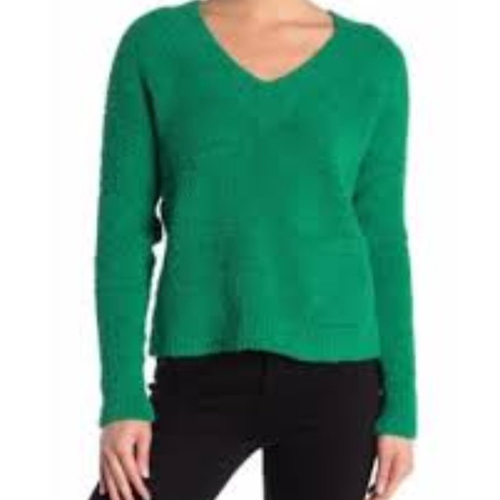 525 America Womens V-Neck Sweater NWT